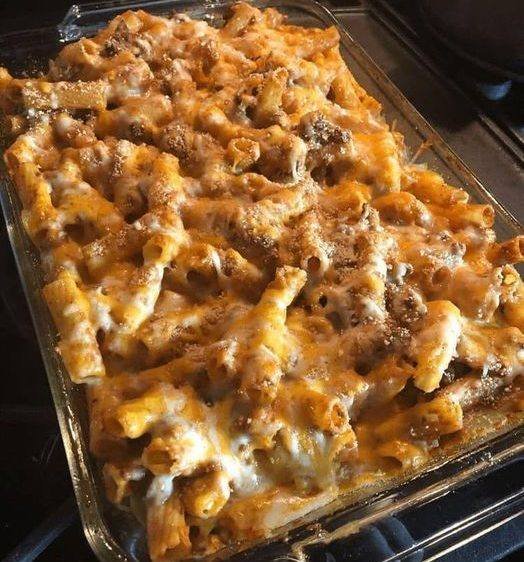 Keto Ground Beef Casserole – A Cheesy, Low-Carb Comfort Dish! 478001245_1201362105328840_2019560249518499601_n
