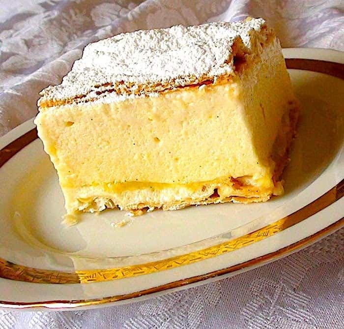🇭🇺 Hungarian Custard Slice – Krémes: A Timeless Dessert of Hungary 🇭🇺 6820b3166bedd21e8916775cd965d511