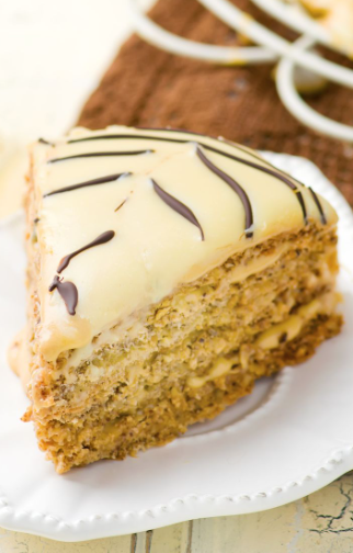 Esterhazy- Hazelnut Meringue and Custard Buttercream Cake Capture d’écran 2025-03-21 153318