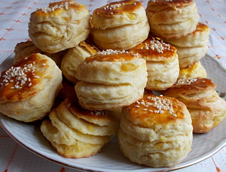 Pogacsa (Hungarian Cheese Biscuits)🇭🇺 Capture d’écran 2025-05-08 003548